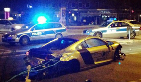Kẻ trộm Audi R8 gây tai nan ngay sau khi hành động ở Ai cập