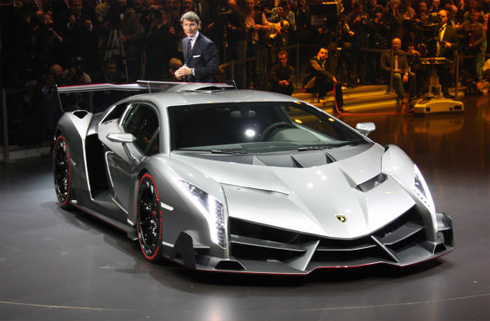 Trình làng siêu xe Veneno giá 3,9 triệu USD của Lamborghini