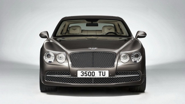 Bentley với kế hoạch sản xuất xe giống Porsche Panamera